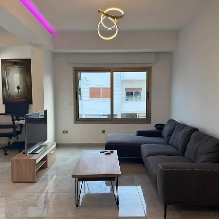 Bella's Place - Stylish 2bd With Large Veranda Larnaca