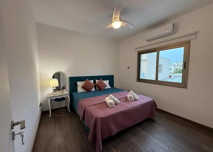 Bella's Place - Stylish 2bd With Large Veranda *